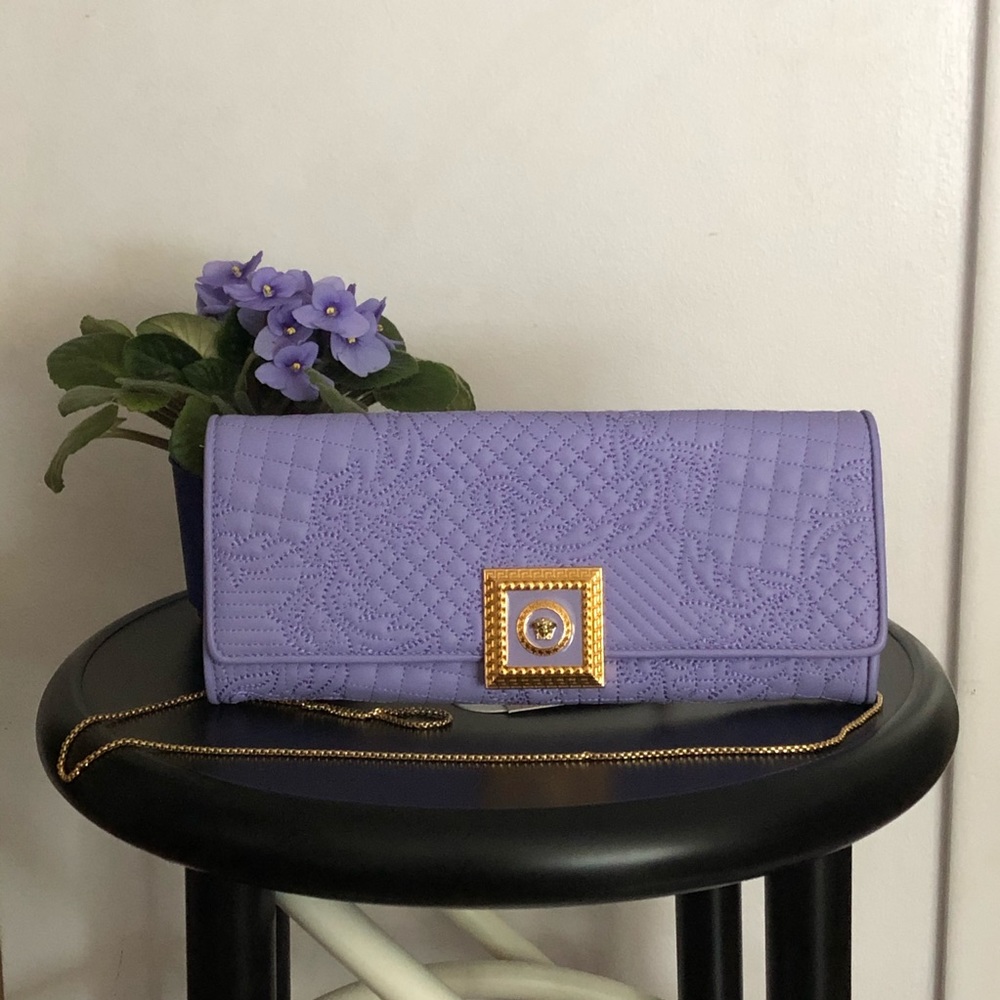 ❌ sold ❌ Versace Vanitas clutch ✨